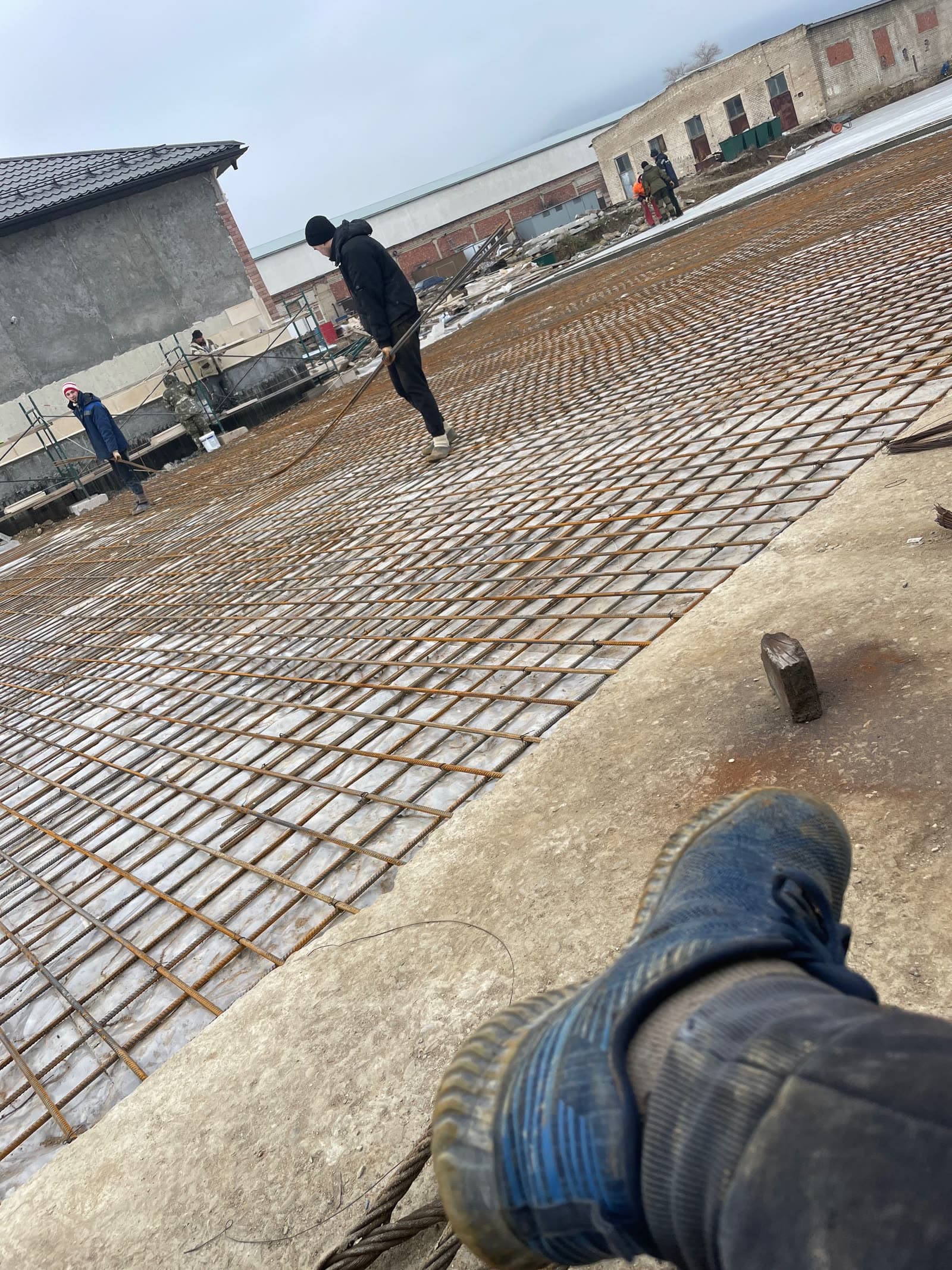 Армирование зон под стеллажную нагрузку